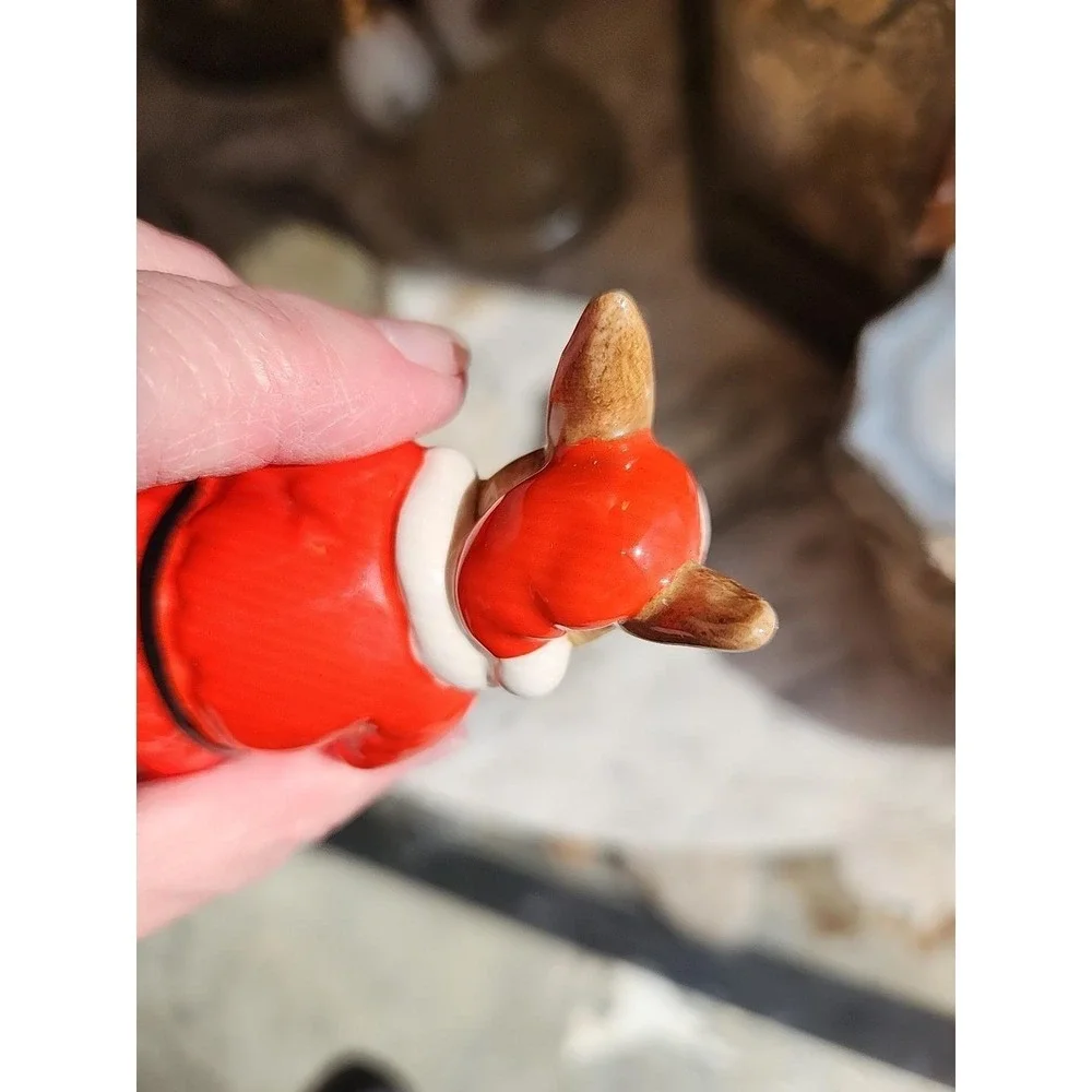 Santa Claus Bunnykins Royal Doulton Happy Christmas Porcelain Figurine DB17 1981
